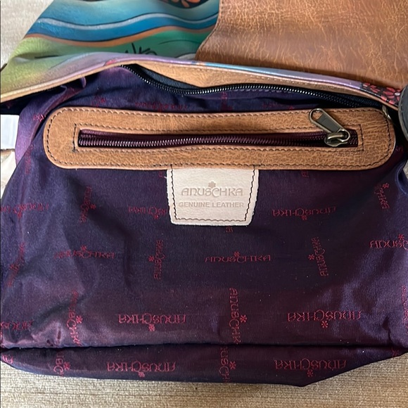 Anuschka Women's Genuine Leather Shoulder Bag - Picture 9 of 12